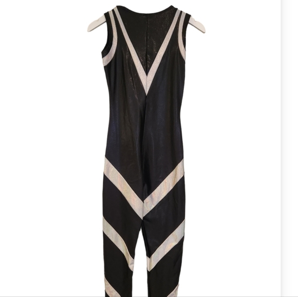 Scifi body suit by m8 costume designer.Blk/sliver metallic V neck fitted.Size M. - Picture 2 of 6